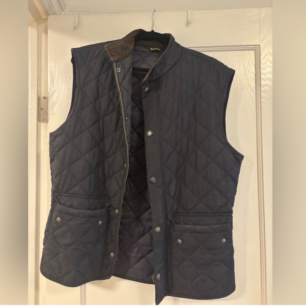 Barbour Quilted Vest in Navy